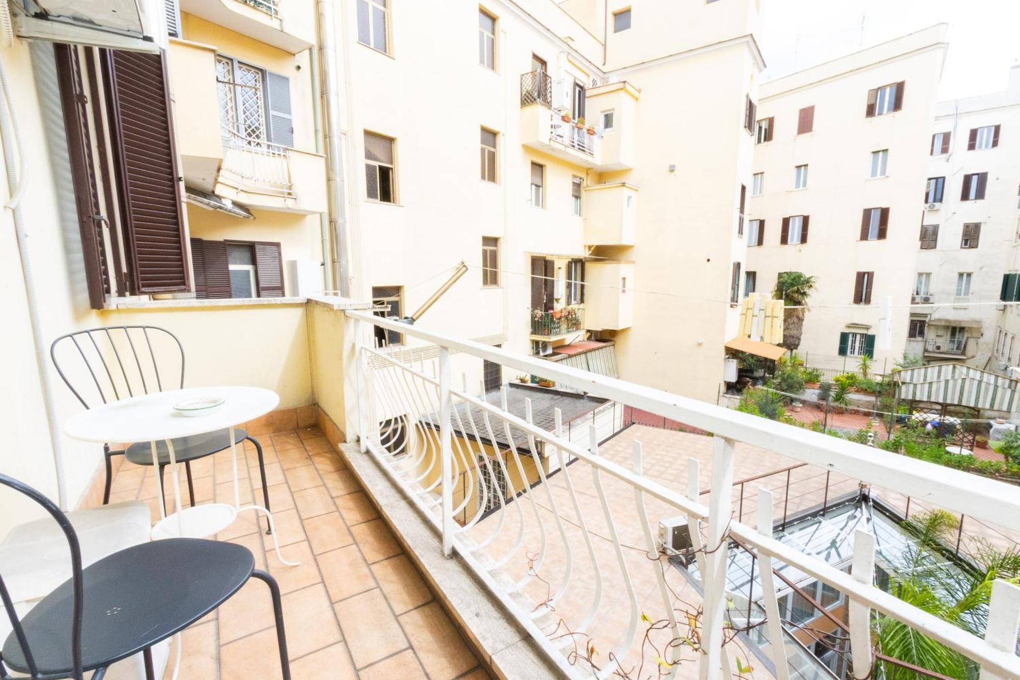 Apartment Vespasiano 49 Rom